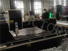 In che modo gli scambiatori di calore a piastre riducono il consumo di energia e i costi?